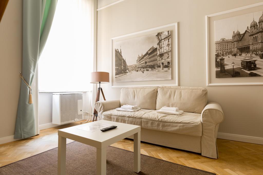 Lisianthus Apartments Boedapest Buitenkant foto